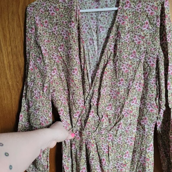 H&M Spring floral Wrap-front Dress xs - Picture 4 of 6